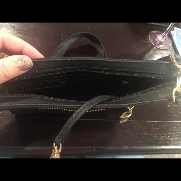 Michael Kors handbag 👜 - Picture 3 of 5